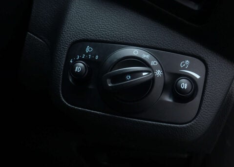 Ford Kuga 1.5 Kuga Titanium TDCI 5dr 37