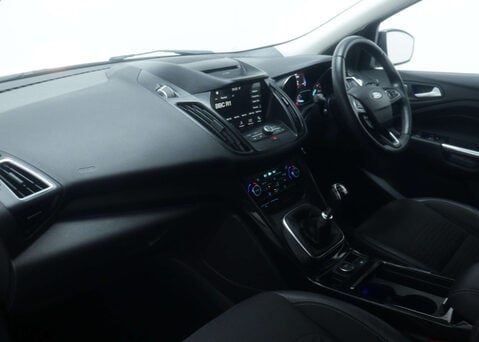 Ford Kuga 1.5 Kuga Titanium TDCI 5dr 44