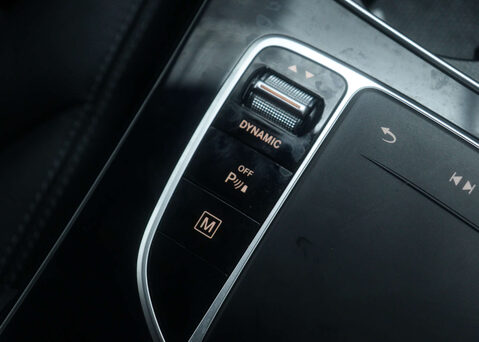 Mercedes-Benz GLC 2.0 GLC 300 AMG Line E 4Matic Auto 4WD 5dr 26