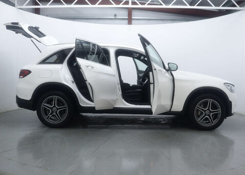 Mercedes-Benz GLC 2.0 GLC 300 AMG Line E 4Matic Auto 4WD 5dr 57
