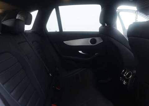 Mercedes-Benz GLC 2.0 GLC 300 AMG Line E 4Matic Auto 4WD 5dr 47