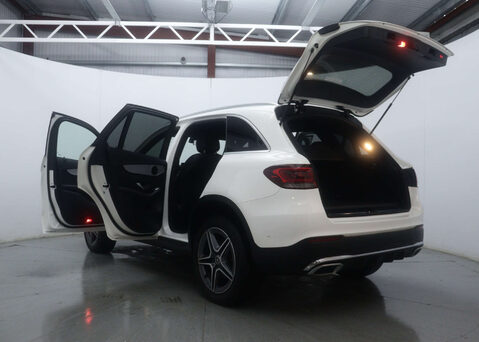 Mercedes-Benz GLC 2.0 GLC 300 AMG Line E 4Matic Auto 4WD 5dr 54