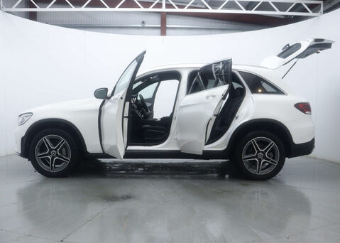 Mercedes-Benz GLC 2.0 GLC 300 AMG Line E 4Matic Auto 4WD 5dr 53