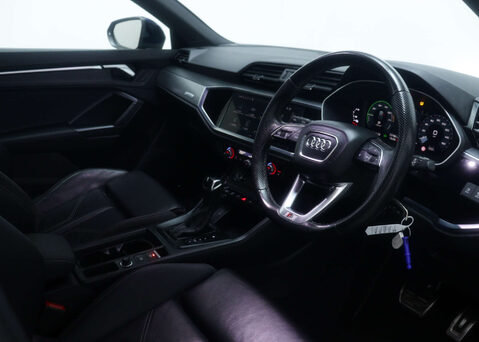 Audi Q3 1.4 Q3 Sportback 45 TFSI PHEV S Line E Semi-Auto 5dr 39