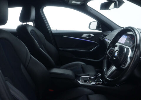 BMW 1 Series 1.5 118I M Sport Auto 5dr 48