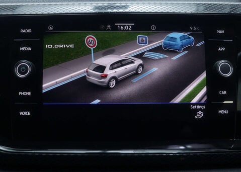 Volkswagen Polo 1.0 Polo Life TSi Semi-Auto 5dr 26