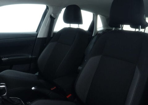 Volkswagen Polo 1.0 Polo Life TSi Semi-Auto 5dr 45