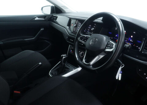 Volkswagen Polo 1.0 Polo Life TSi Semi-Auto 5dr 39