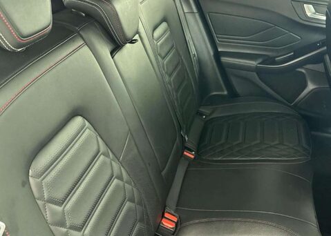 Ford Focus 1.5 Focus ST-Line Vignale EcoBlue Auto 5dr 8