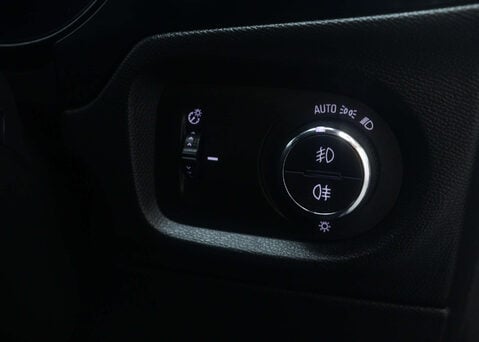 Vauxhall Corsa Corsa E Elite Nav Premium 5dr 32