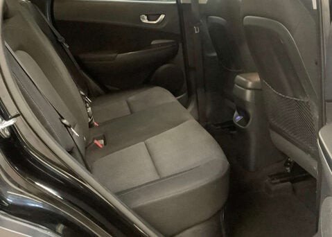 Hyundai KONA 1.6 Kona Premium GDi HEV Semi-Auto 5dr 9