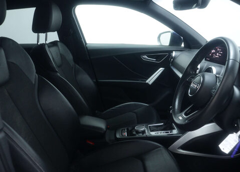 Audi Q2 1.5 Q2 S Line 35 TFSI Semi-Auto 5dr 44