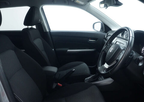 Suzuki Vitara 1.5 Vitara SZ-T HEV Auto 5dr 35