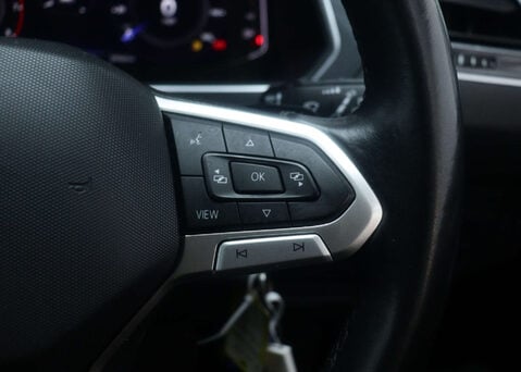 Volkswagen Tiguan 1.5 Tiguan Allspace Life TSi Semi-Auto 5dr 35