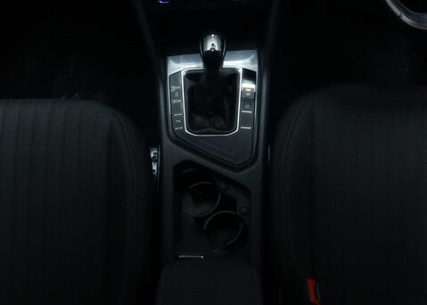 Volkswagen Tiguan 1.5 Tiguan Allspace Life TSi Semi-Auto 5dr 17