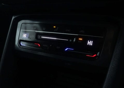 Volkswagen Tiguan 1.5 Tiguan Allspace Life TSi Semi-Auto 5dr 30