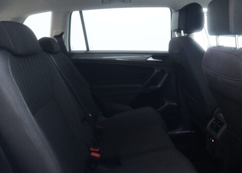 Volkswagen Tiguan 1.5 Tiguan Allspace Life TSi Semi-Auto 5dr 49