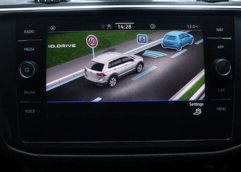 Volkswagen Tiguan 1.5 Tiguan Allspace Life TSi Semi-Auto 5dr 22