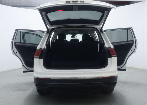 Volkswagen Tiguan 1.5 Tiguan Allspace Life TSi Semi-Auto 5dr 57
