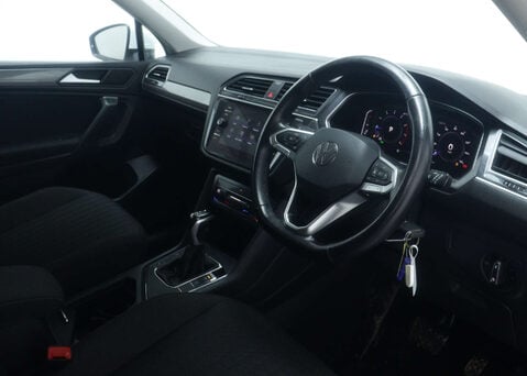 Volkswagen Tiguan 1.5 Tiguan Allspace Life TSi Semi-Auto 5dr 41