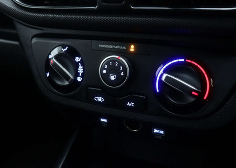 Hyundai i10 1.0 I10 Advance Auto 5dr 28