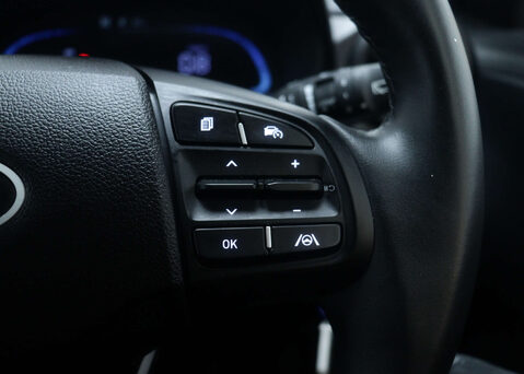 Hyundai i10 1.0 I10 Advance Auto 5dr 32