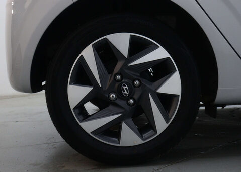 Hyundai i10 1.0 I10 Advance Auto 5dr 12