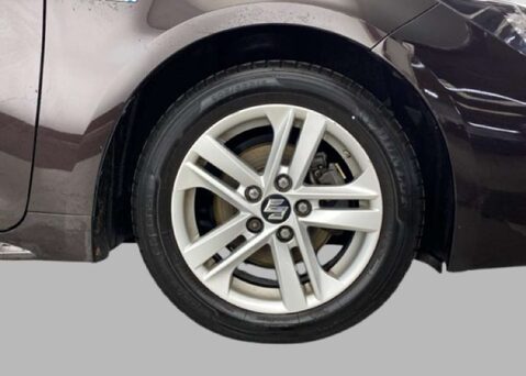 Suzuki Swace 1.8 Swace SZ-T HEV CVT 5dr 9