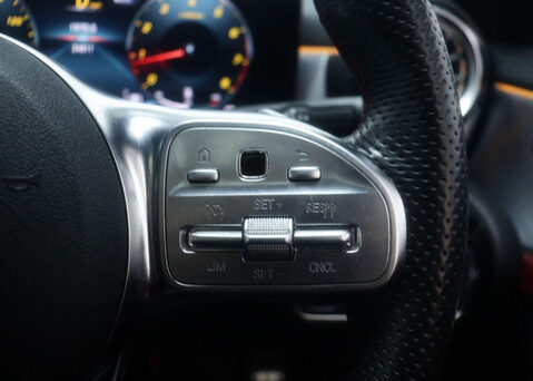 Mercedes-Benz CLA Class 1.3 CLA 180 AMG Line Premium+ Auto 4dr 40