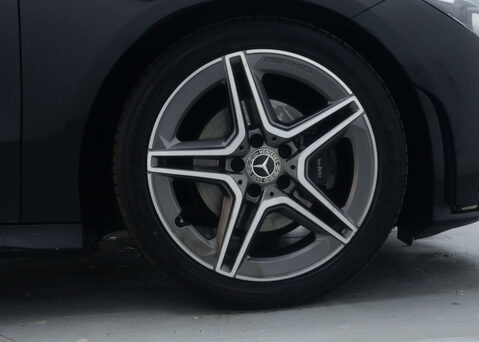 Mercedes-Benz CLA Class 1.3 CLA 180 AMG Line Premium+ Auto 4dr 14