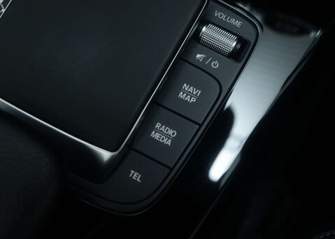 Mercedes-Benz CLA Class 1.3 CLA 180 AMG Line Premium+ Auto 4dr 34