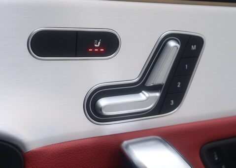 Mercedes-Benz CLA Class 1.3 CLA 180 AMG Line Premium+ Auto 4dr 45