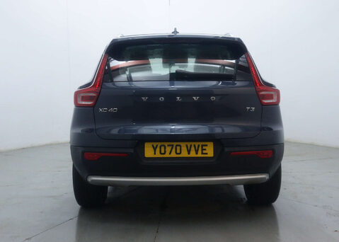 Volvo XC40 1.5 XC40 Inscription Pro T3 Auto 5dr 10