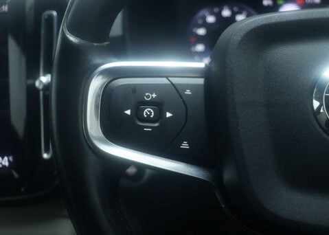 Volvo XC40 1.5 XC40 Inscription Pro T3 Auto 5dr 37