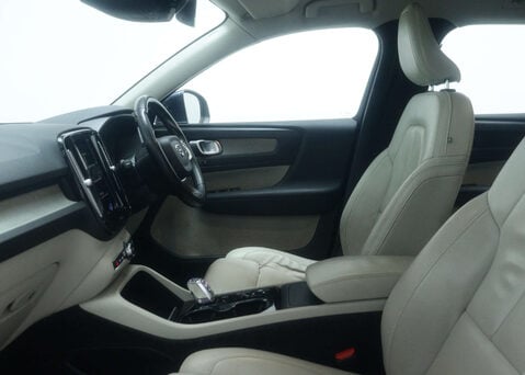 Volvo XC40 1.5 XC40 Inscription Pro T3 Auto 5dr 49