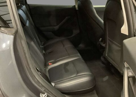 Tesla Model Y Model Y Long Range AWD 4WD 5dr 10