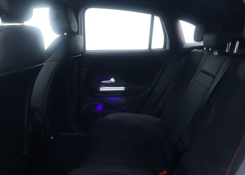 Mercedes-Benz EQA 250+ AMG LINE EXECUTIVE 54