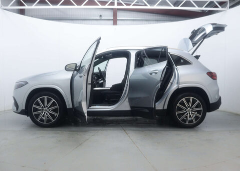 Mercedes-Benz EQA 250+ AMG LINE EXECUTIVE 60