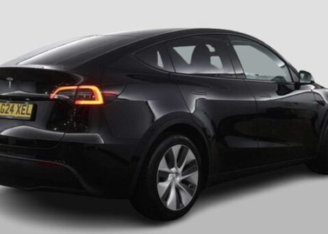 Tesla Model Y Model Y RWD 5dr 8