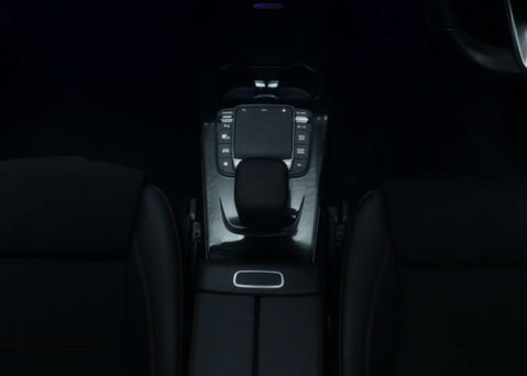 Mercedes-Benz CLA Class 1.3 CLA 180 AMG Line Premium+ Night Edition A 5dr 20