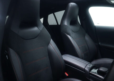 Mercedes-Benz CLA Class 1.3 CLA 180 AMG Line Premium+ Night Edition A 5dr 46