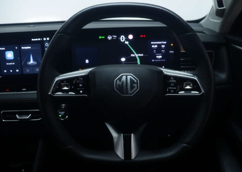 MG HS 1.5 MG HS Trophy Auto 5dr 17