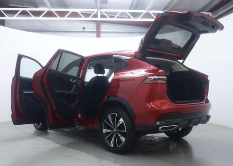 MG HS 1.5 MG HS Trophy Auto 5dr 53