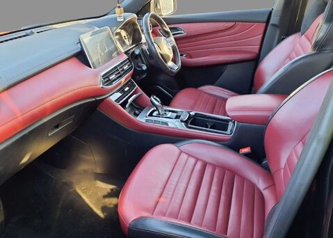 MG HS 1.5 MG HS Exclusive Semi-Auto 5dr 8