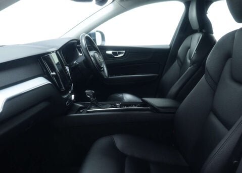 Volvo XC60 2.0 XC60 Momentum T5 AWD Auto 4WD 5dr 47