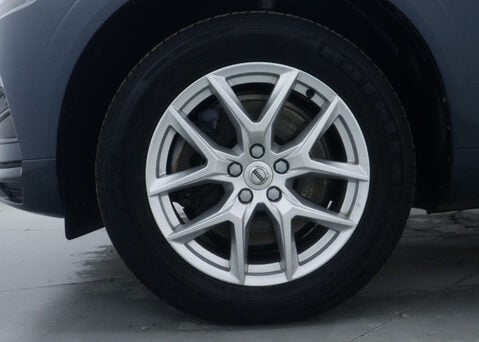 Volvo XC60 2.0 XC60 Momentum T5 AWD Auto 4WD 5dr 15