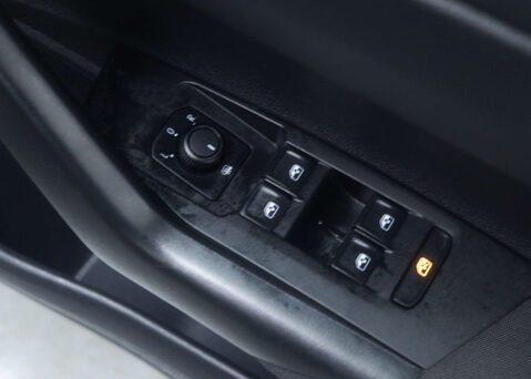 Volkswagen Polo 1.0 Polo SE TSi 5dr 37