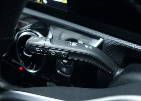 Mercedes-Benz A Class 1.3 A 180 SE 5dr 38