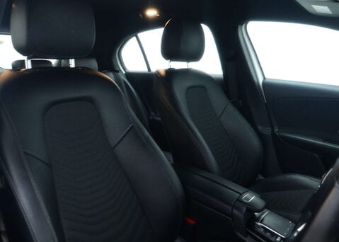 Mercedes-Benz A Class 1.3 A 180 SE 5dr 44