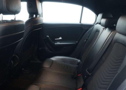 Mercedes-Benz A Class 1.3 A 180 SE 5dr 50